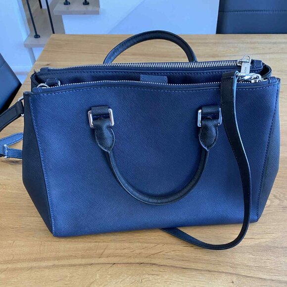 Michael Kors handbag blue and black - Picture 3 of 5